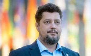 Claudiu Târziu, europarlamentar independent: "Naţiunea română a renăscut mereu după marile cataclisme ale Istoriei”